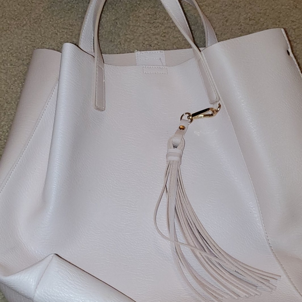 Purse - Picture 2 of 5